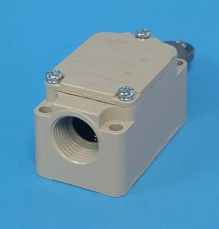 NEW AZBIL 5LS1-J LIMIT SWITCH 5LS1J