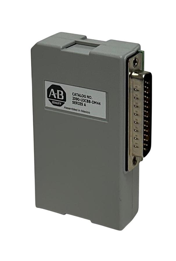 Used ALLEN BRADLEY 2090-U3CBB-DM44 /A ULTRA 3000 BREAKOUT BOARD KIT 44-PIN MALE NSMP