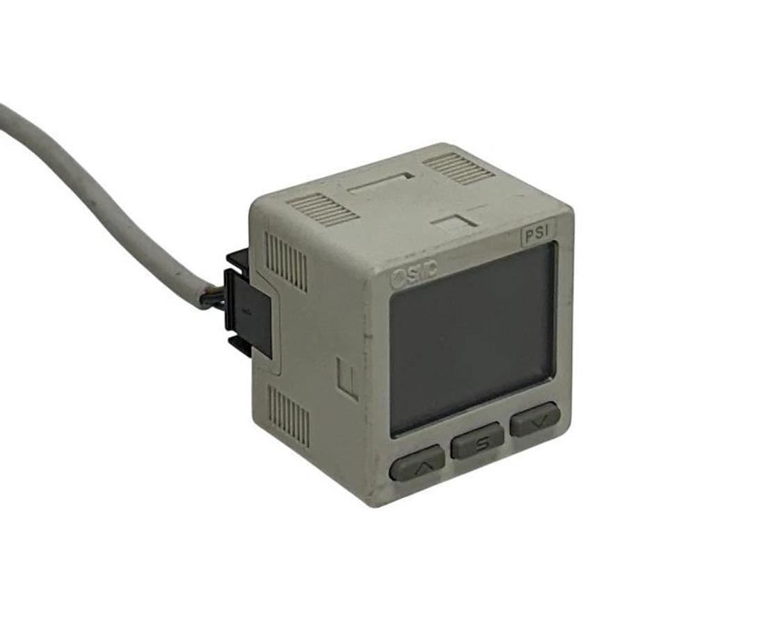 Used SMC ISE20-P-P / ISE20PP DIGITAL PRESSURE SWITCH 12-24VDC 25mA POSITIVE USNP