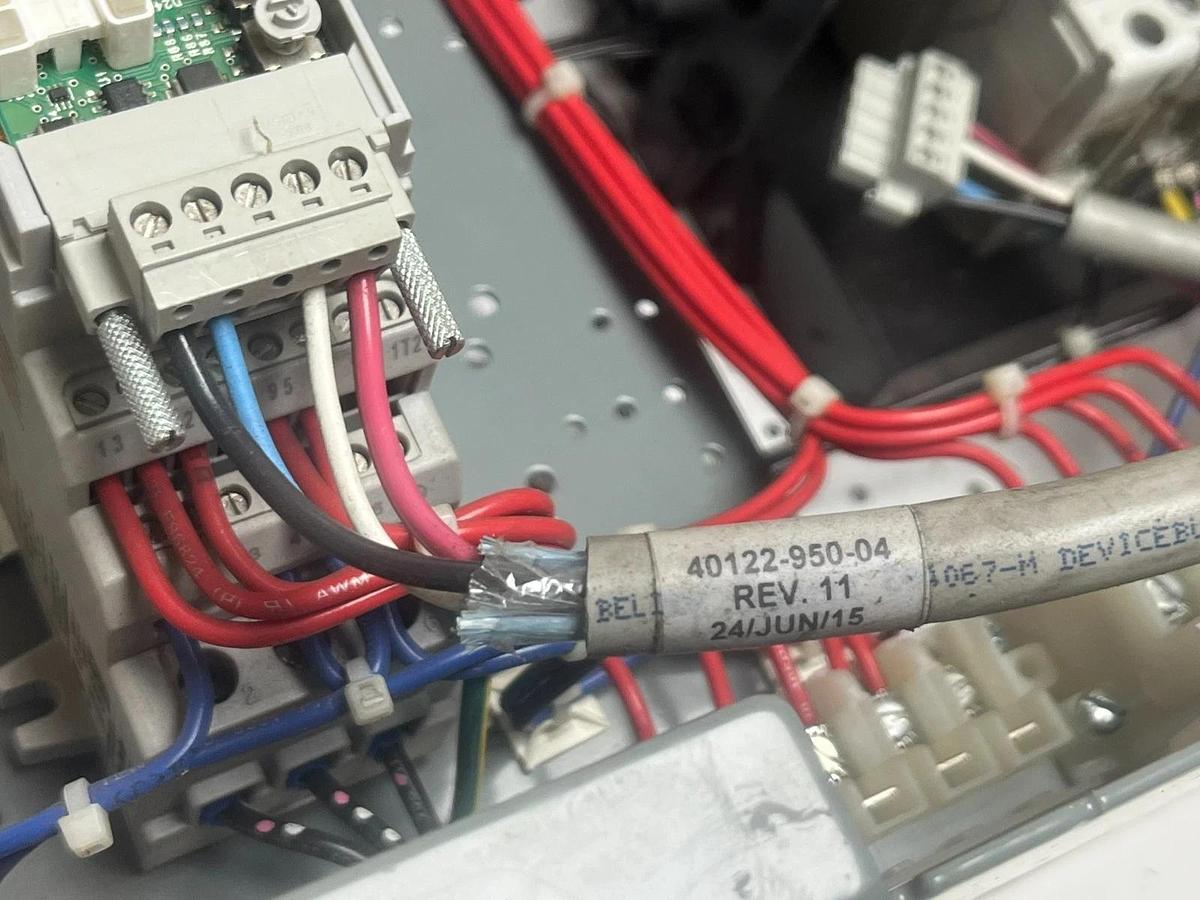 Used Allen-Bradley 2113B-BABD-7FEC2A-37TGA MCC Bucket 2HP 480V Size 1 Starter 140MG