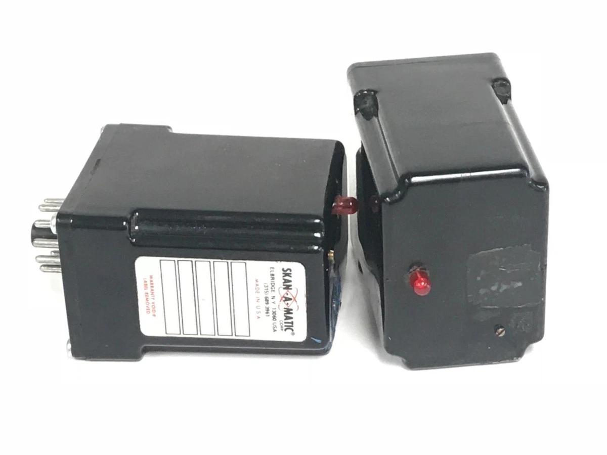 Used LOT OF 2 SKAN-A-MATIC R46151 PHOTOELECTRIC RELAYS 115VAC