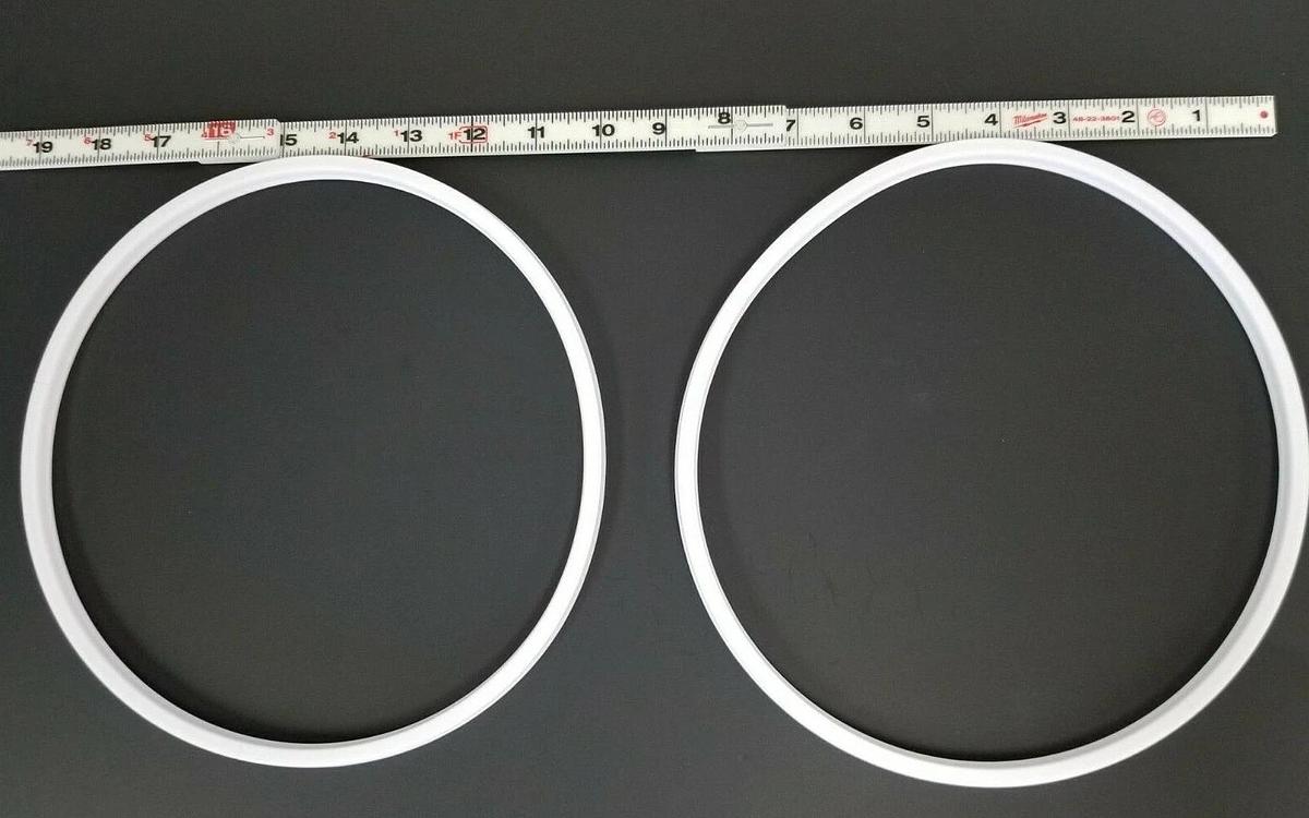 LOT OF 2 NEW GENERIC 103108 VARISEALS STATIC HI-CLEAN