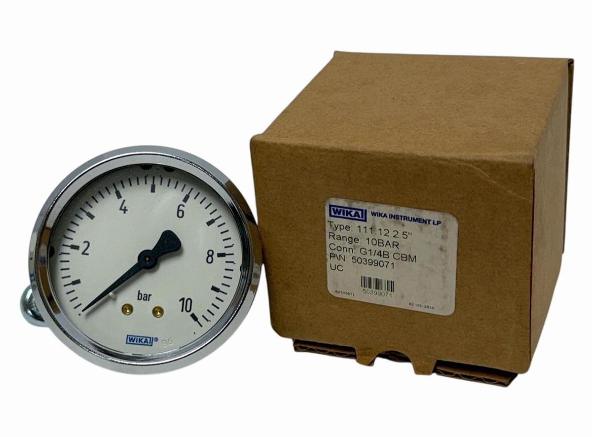 Used NIB WIKA TYPE: 111.12 2.5'' PRESSURE GAUGE P/N: 50399071 10BAR G1/4B CBM