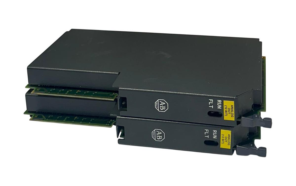 Used 2 ALLEN BRADLEY 1771-OFE2 /B PLC-5 ANALOG OUTPUT MODULES 4-PT 5VDC USNP