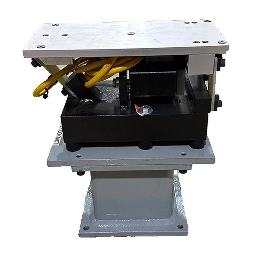 Used PERFORMANCE FEEDERS INC P-214236 / P214236 VIBRATORY FEEDER