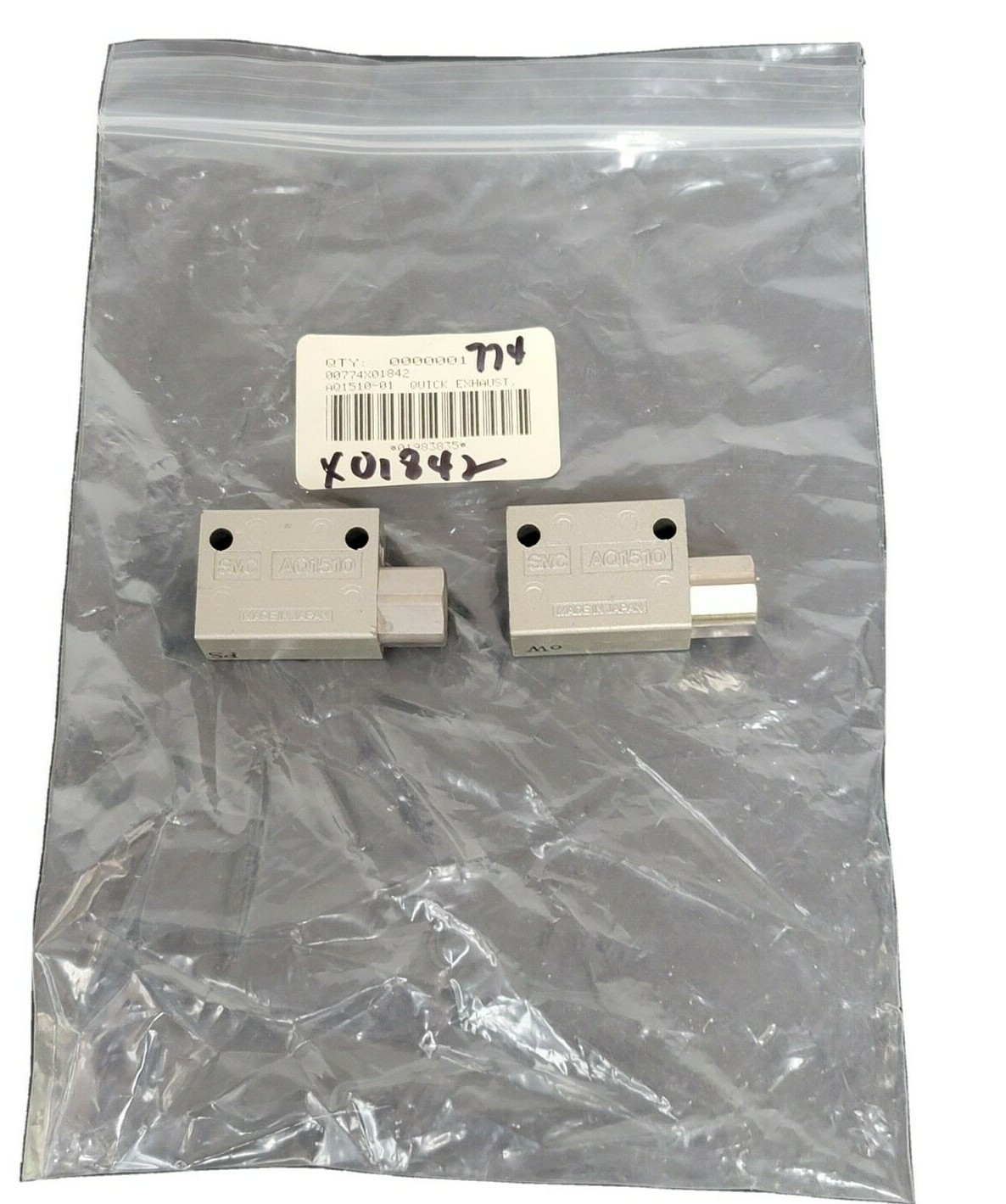 Used LOT OF 2 NEW SMC AQ1510 QUICK EXHAUST VALVES 1/8''