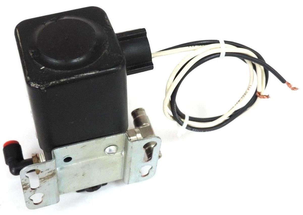 Used DWYER INSTRUMENTS 2343 CURRENT TO PRESSURE TRANSDUCER 4-20MA 3-15PSI OUT