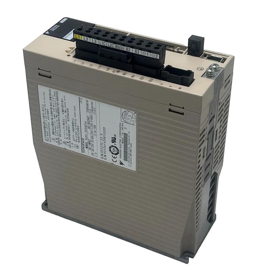 Used YASKAWA SGDV-5R5A01A Servopack Servo Drive Amplifier 0.75kW 750W Sigma V Series