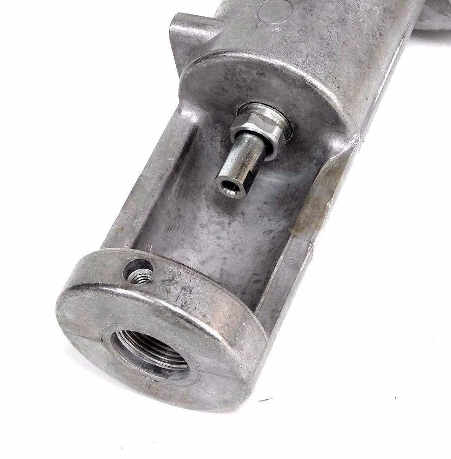 Used NEW FLOWRITE 672-327 LINEAR PNEUMATIC ACTUATOR MODEL 019817 W/O VALVE