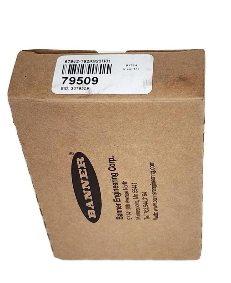 Used NIB BANNER QS18VN6DQ8-79509 PHOTOELECTRIC SENSOR 79509, 10-30VDC