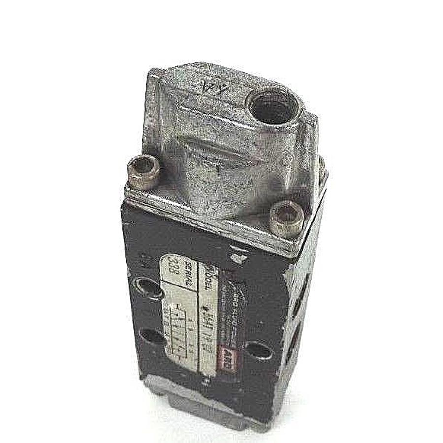 Used ARO FLUID POWER 5641-19-02 VALVE, 56411902