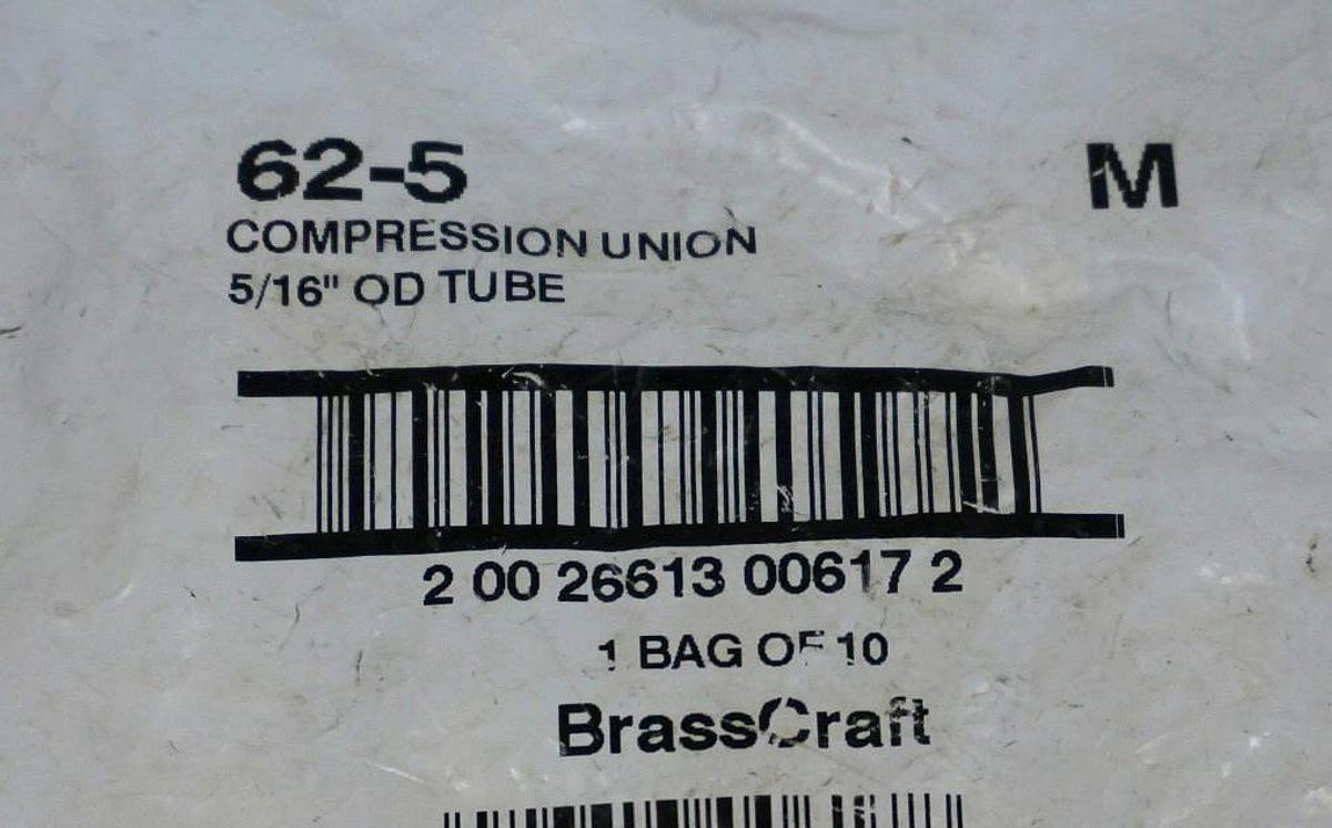 Used BAG OF 10 NEW BRASSCRAFT 62-5 COMPRESSION UNION 5/16'' OD TUBE