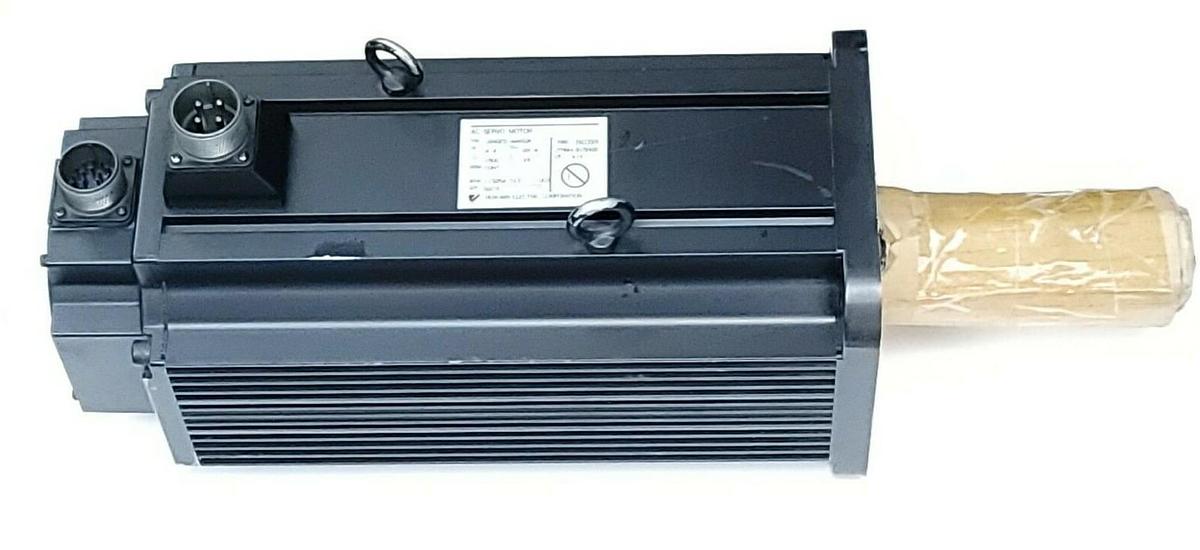 Used NEW YASKAWA ELECTRIC USAGED-44AS2K AC SERVO MOTOR 4.4kW W/ UTMAH-B15ASB ENCODER