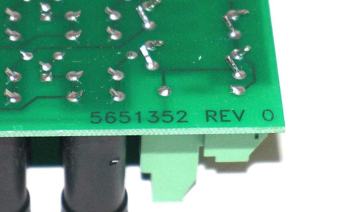 Used PHOENIX CONTACT 5651352 BOARD REV. 0 TYP UMK-SE 11,25-1