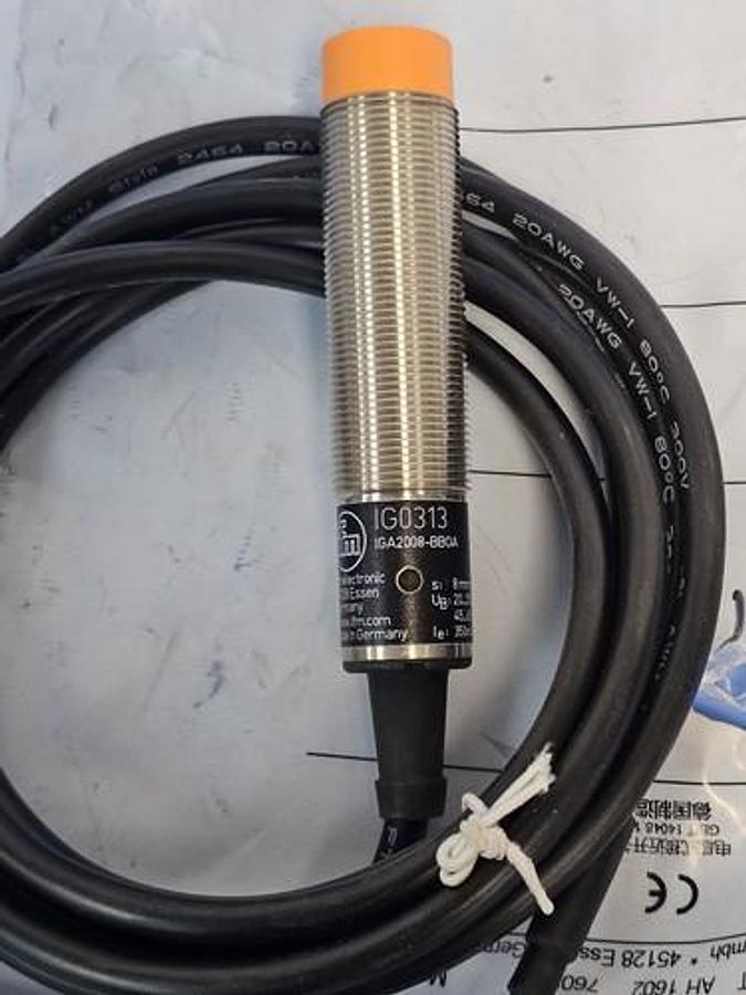 Used NEW IFM EFECTOR IGA2008-BBOA PROXIMITY SENSOR IG0313