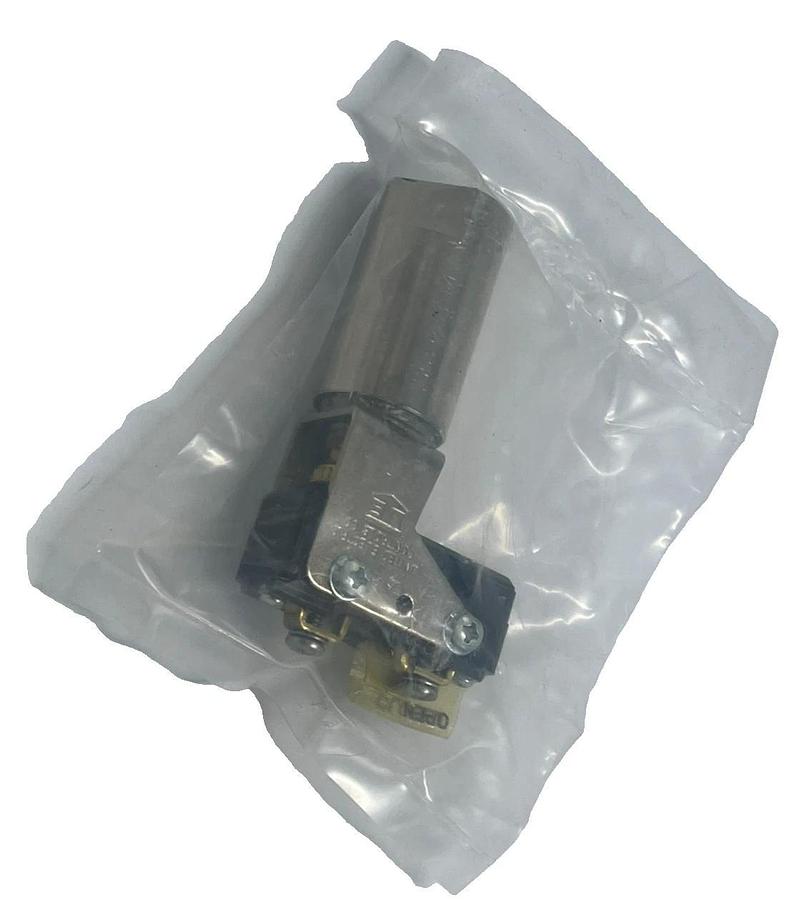 NEW UNITED ELECTRIC J40-14838 Pressure Switch 15-100 PSI Adjustable 1/4" NPT