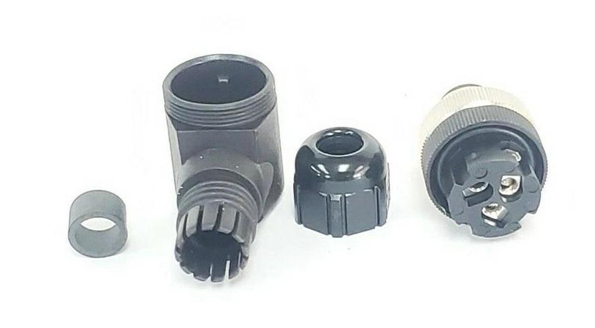 Used LOT OF 6 NEW BALLUFF C21 DN3-7 1/2" AC CORDSETS 151810