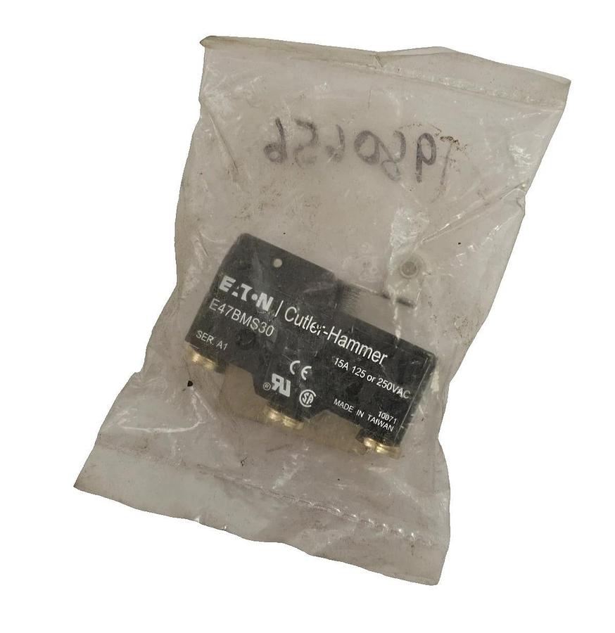 Used NEW EATON CUTLER-HAMMER E47BMS30 LIMIT SWITCH ROLLER LEVER 15A SER. A1