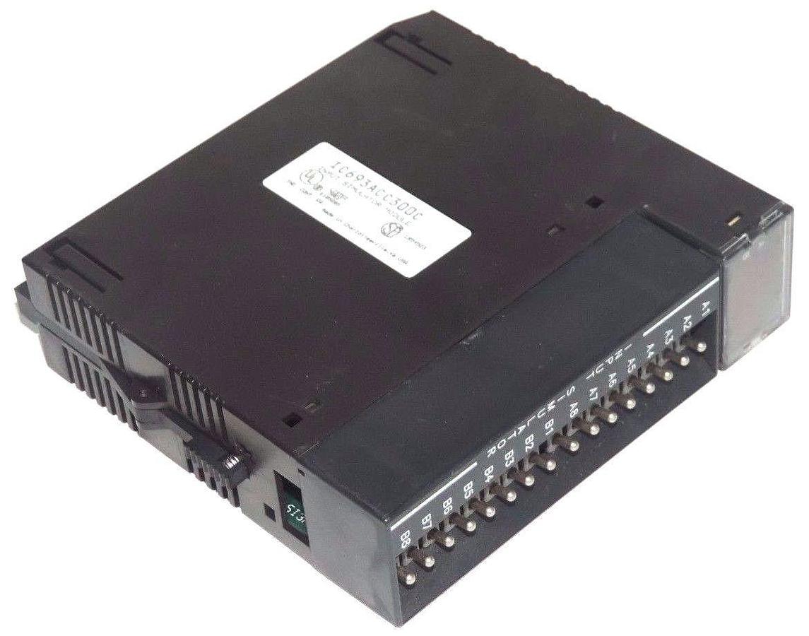 Used GE FANUC IC693ACC300C INPUT SIMULATOR MODULE