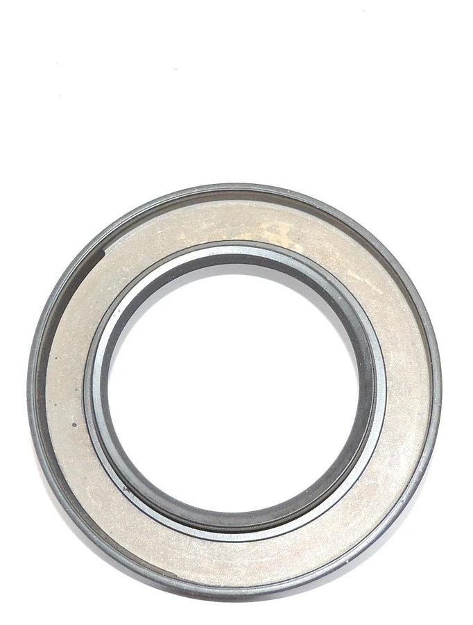 Used NIB CHICAGO RAWHIDE 23468 OIL SEAL CR 60X95X10