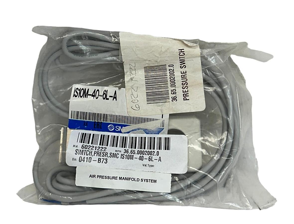 Used SMC IS10M-40-6L-A / IS10M406LA PRESSURE SWITCH 100VAC/DC 20mA NSFS