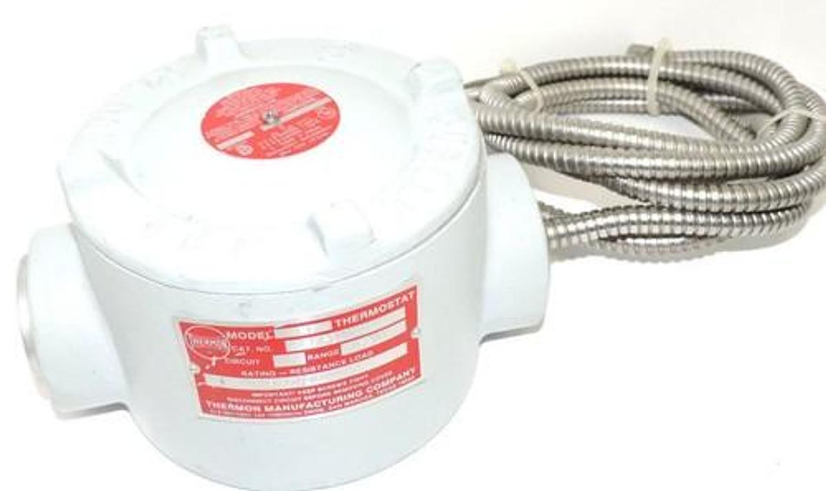 Used NEW THERNON ET7-200 THERMOSTAT. RANGE 0-200F, 14 AMP, 120-240 VAC, ET7200