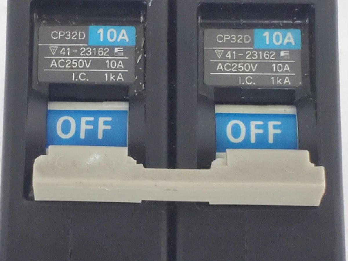 Used FUJI ELECTRIC CP32D-10A CIRCUIT BREAKER 10AMP 250V, CP32D10A