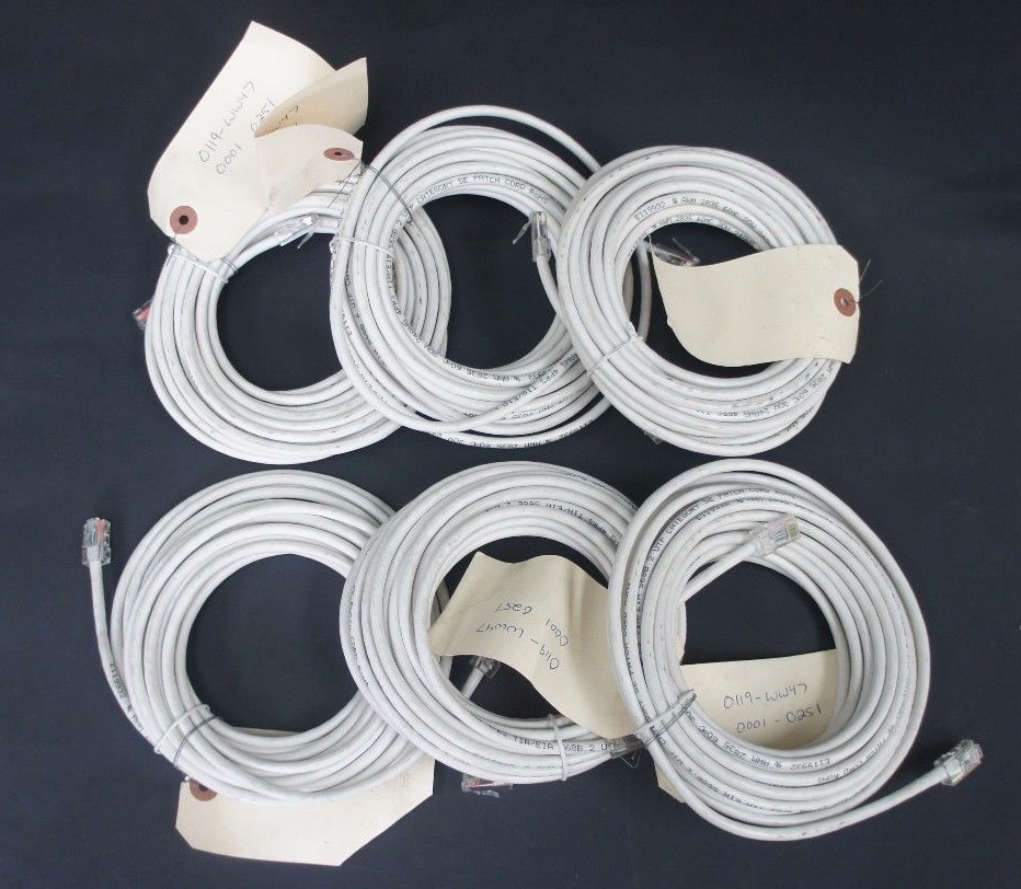 Used LOT OF 6 NEW GENERIC E119932 CATEGORY 5E PATCH CORDS 30V, 24AWG, TIA/EIA