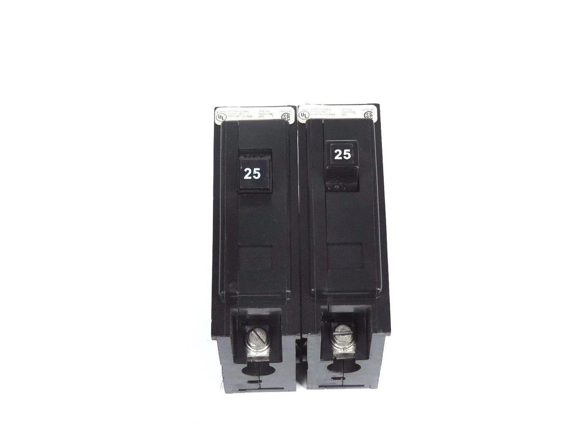 LOT OF 2 CUTLER-HAMMER HQP1025 CIRCUIT BREAKERS 25A, 1P