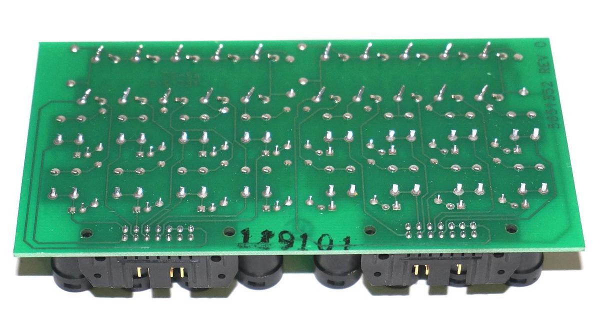 Used PHOENIX CONTACT 5651352 BOARD REV. 0 TYP UMK-SE 11,25-1