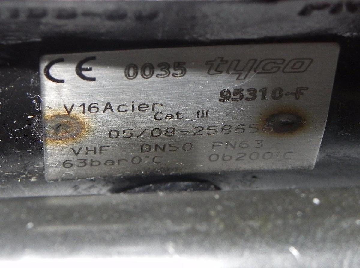 Used NEW TYCO 95310-F, 2" BALL VALVE DN65-50 PN64 V16ACIER, VHF-DN50-PN63, CAT III