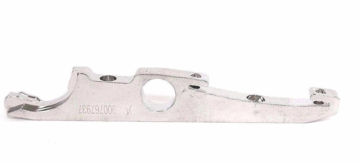 Used LOT OF 5 NEW KRONES 0900767937 CLAMPS