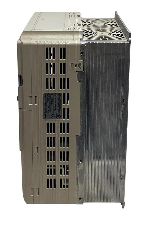 YASKAWA CIMR-HB4A0039FBC / H1000 AC DRIVE Rev. D 18.5kW/15kW 380-480VAC 3PH NSMP