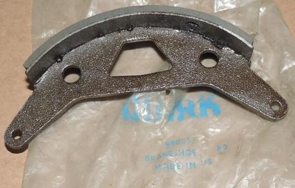 Used LOT OF 3 NEW CLARK 998851 BRAKE SHOES
