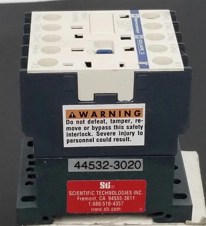 Used NIB OMRON STI 44532-3020 FGR22 110VAC 2NO + 2NC, 445323020