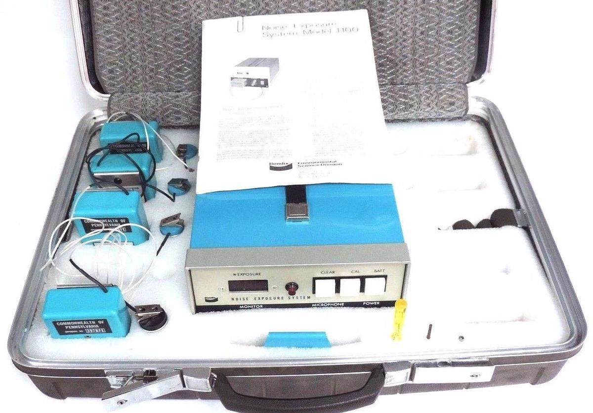 Used BENDIX MODEL 1100 NOISE EXPOSURE SYSTEM P/N 2416433-0001 W/ 2416432 MONITORS