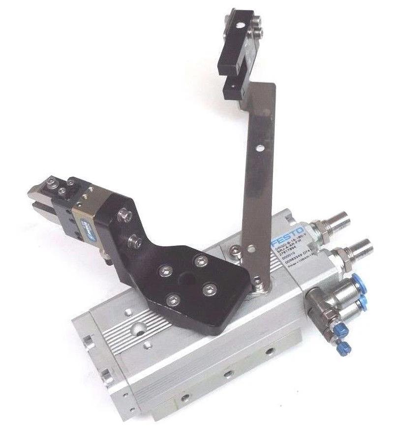Used FESTO DRQD-B-16-180-Y-SRJ-A-AR-FW SEMI ROTARY DRIVE W/ SCHUNK 340010 GRIPPER