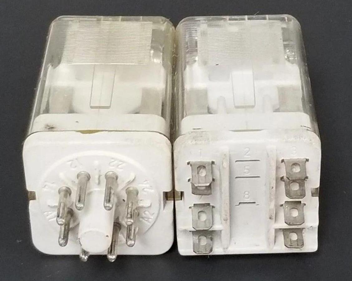 Used ALLEN BRADLEY 700-HA32A1 SER. A & 700-HB32A1 SER. A RELAYS 120VAC