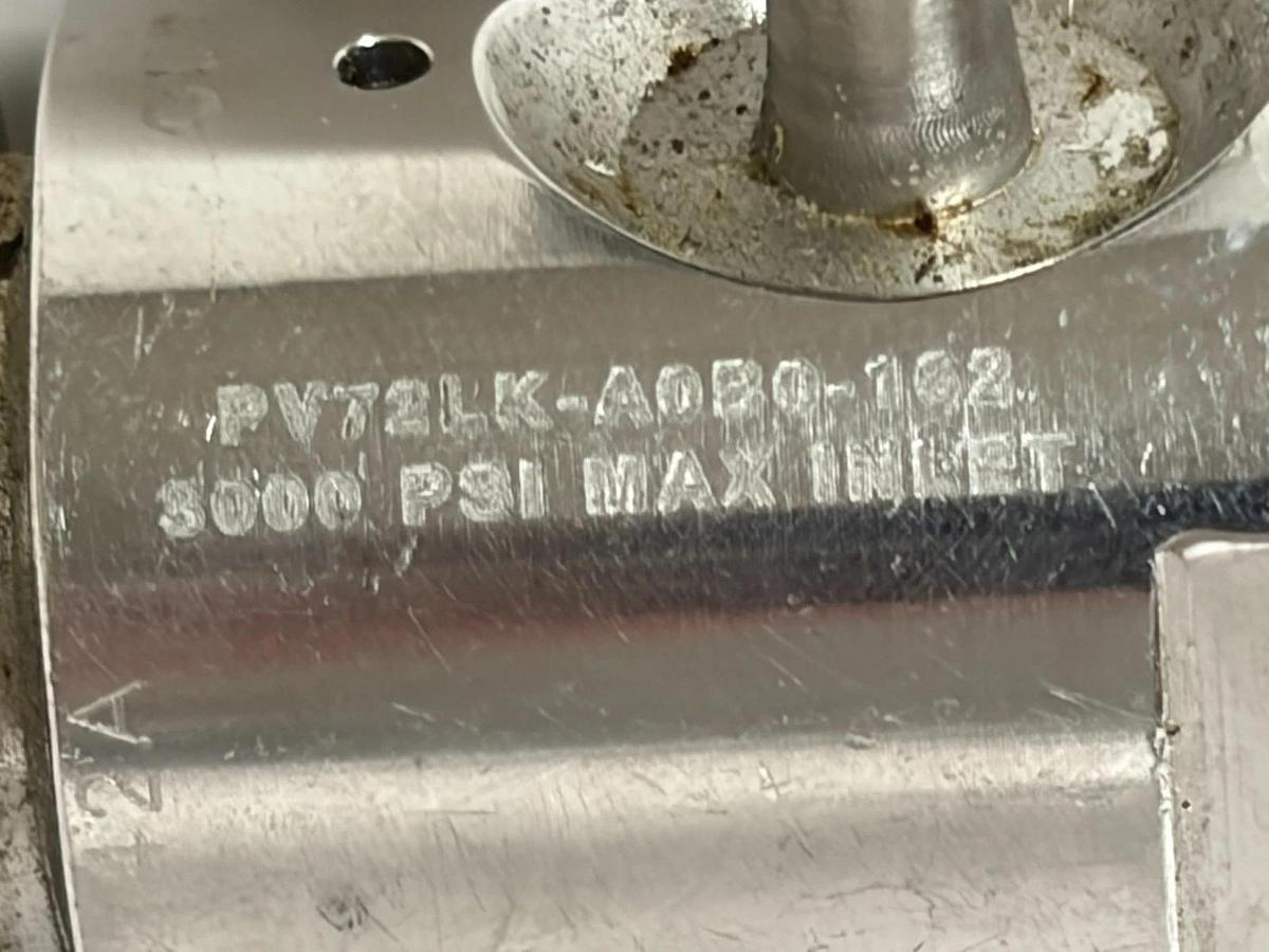 Swagelok Ball Valve 4Z-B6LJ-SSP-C3 Pressure Gauge Braided Stainless Hoses Lot