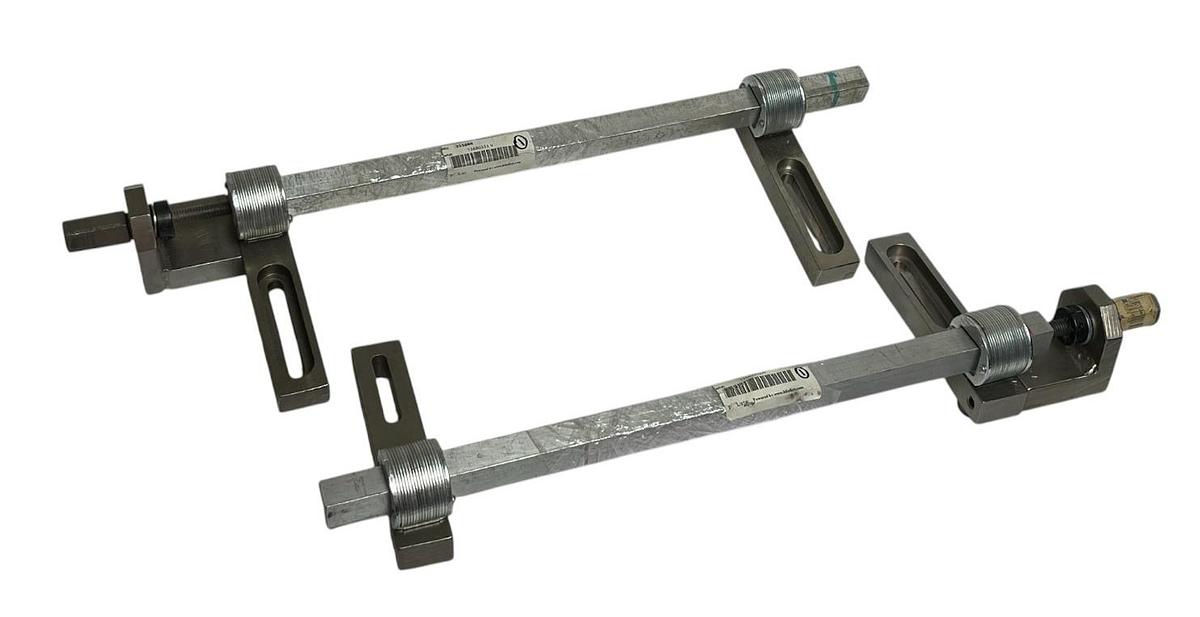 Used (2) Curt G Joa Industrial Linear Adjustment Guide Rails 19" 136B0332A 136B033V