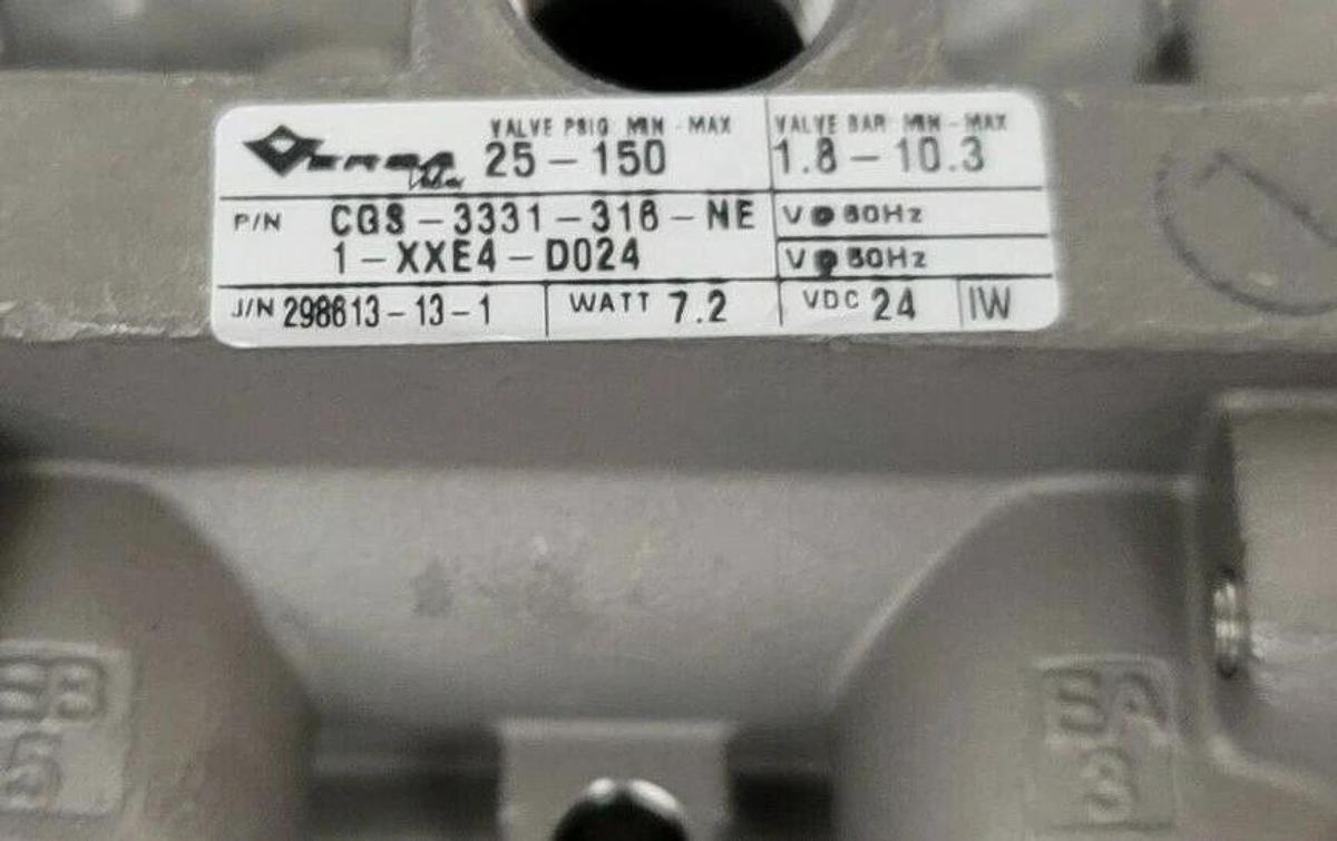 Used NIB VERSA VALVES CGS-3331-316-NE1-XXE4-D024 THREE-WAY VALVE 24VDC