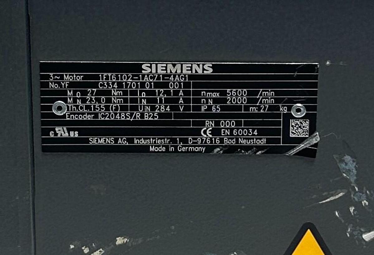 Used SIEMENS 1FT6102-1AC71-4AG1 / 1FT61021AC714AG1 SIMOTICS S SERVO MOTOR 284V NSNP