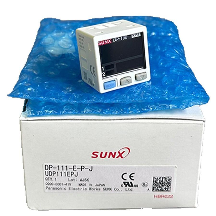 Used NEW SUNX DP-111-E-P-J / DP111EPJ DIGITAL PRESSURE SENSOR DP-100 SERIES STANDARD