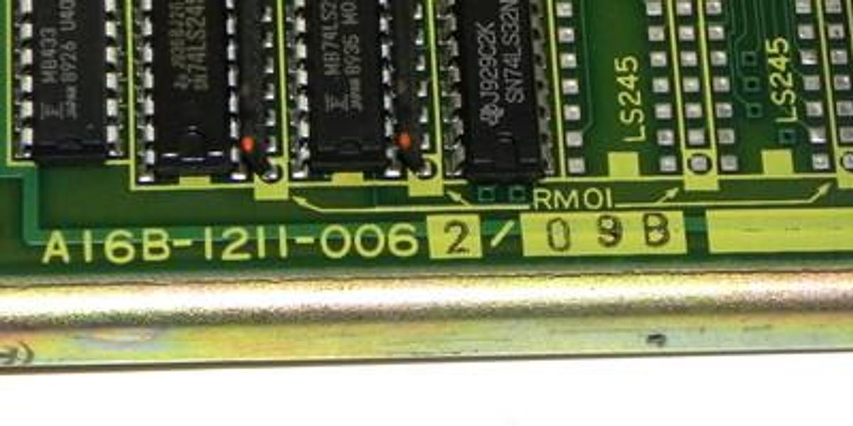 Used FANUC A16B-1211-0062/09B 2 AXIS CONTROL BOARD A16B-1211-0062
