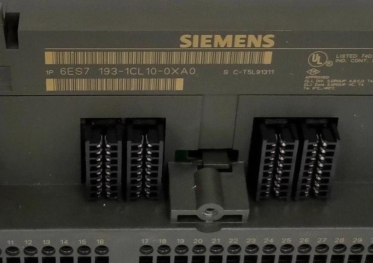 Used SIEMENS 63S7 193-1CL10-0XA0 TERMINAL BLOCK 6ES71931CL100XA0