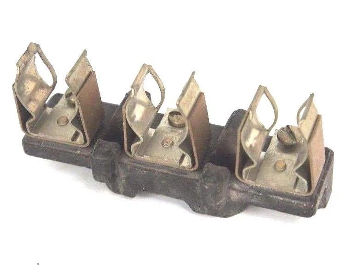 Used LOT OF 4 ALLEN BRADLEY 1491-N263 FUSE BLOCKS 31-60AMP, 600V, 3POLE, 1491N263