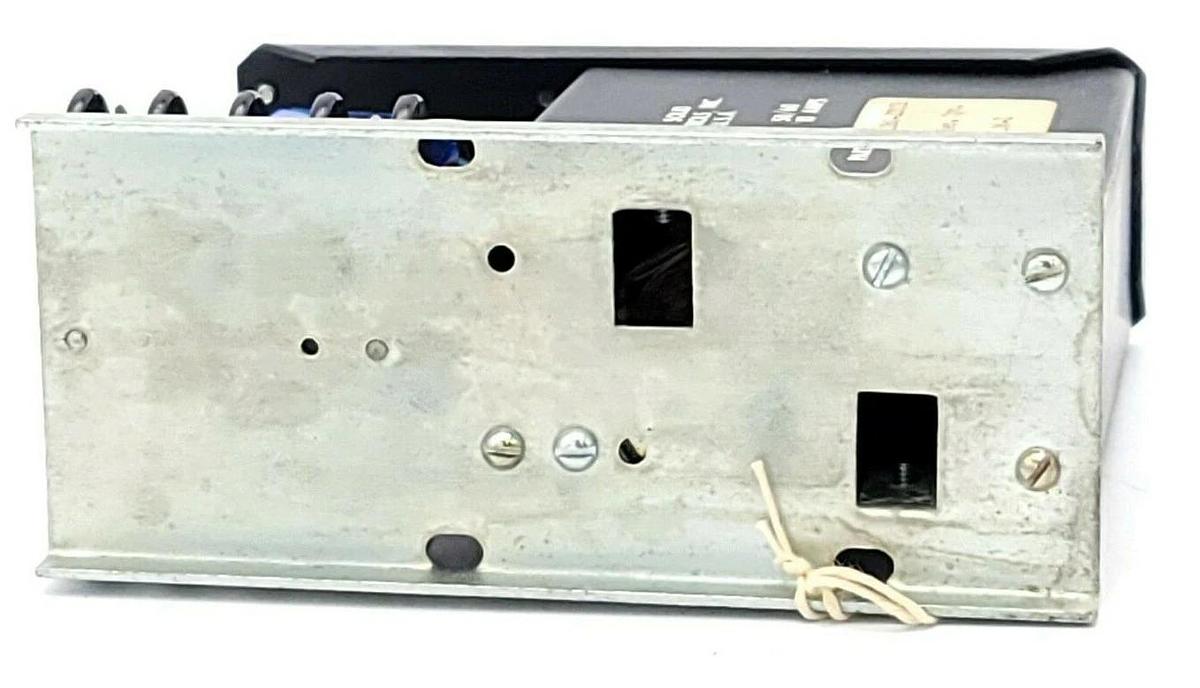 Used ISSC 1060-1-D-D-2-B TIMER RELAY 10601DD2B REPEAT CYCLE .06-1.0 SEC.