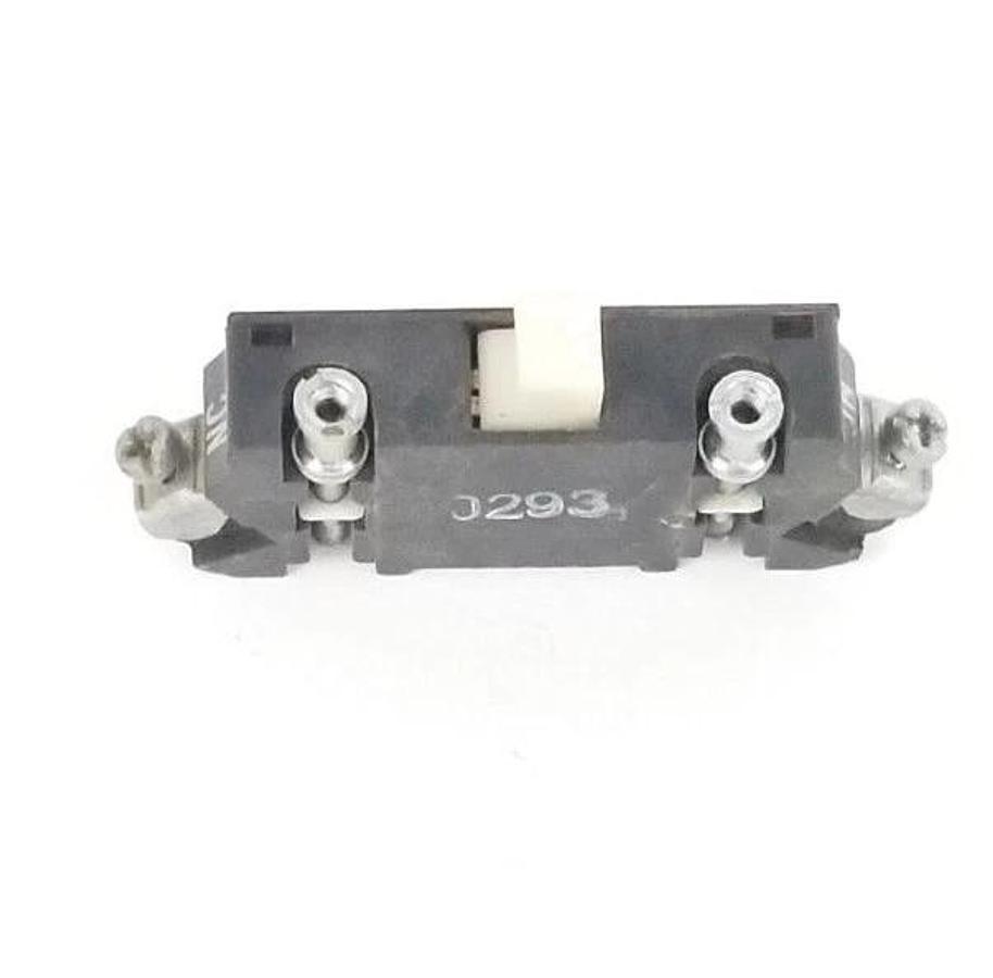 Used CUTLER-HAMMER C320KA2 SERIES A2 AUXILIARY CONTACT 600V MAX AC