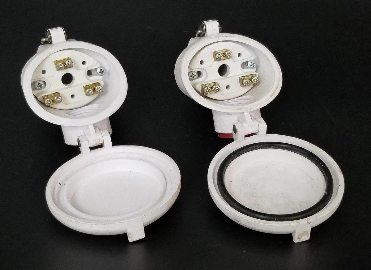 Used LOT OF 2 TTEC THERMOCOUPLE TECHNOLOGY TEMPERATURE SENSOR HEADS