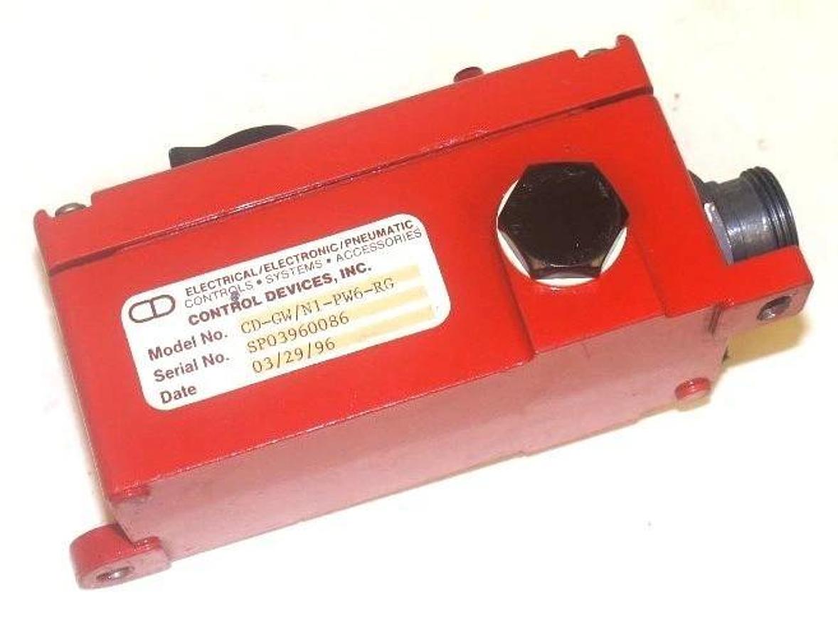 Used CRAIG & DERRICOTT GWN1 GRAB WIRE SWITCH UNIT, 50M, CD-GW/N1-PW6-RG